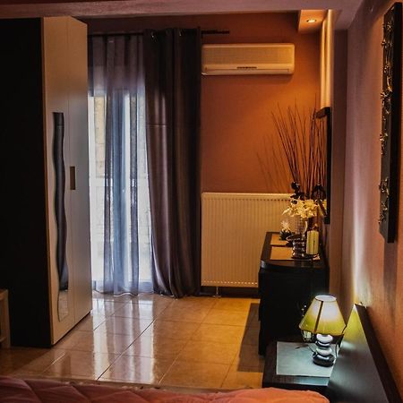 Bojana' S Luxury House Apartamento Larissa Exterior foto